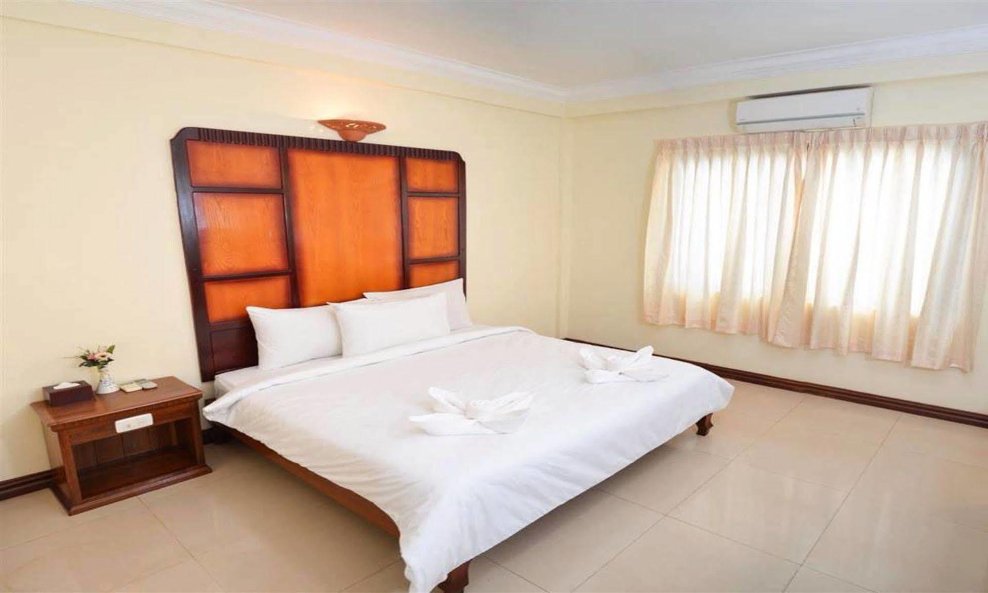 Champey Villa Siem Reap Exteriör bild